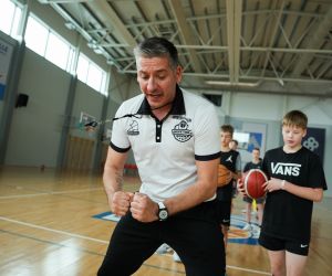 Treniņš Bauskas novada bērnu un jaunatnes sporta skolas basketbolistiem  ar Kristapu Valteru