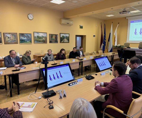 Veselības ministra Hosama Abu Meri vizīte Bauskas slimnīcā 18.12.2025.