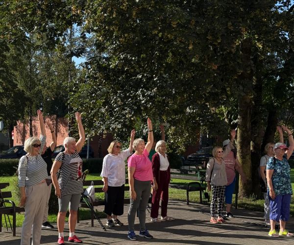Fizioterapijas dienā seniori dodas veselības pastaigā 8.09.2025.