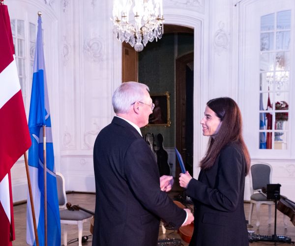 Pasniegti Bauskas novada pašvaldības apbalvojumi 15.11.2024.
