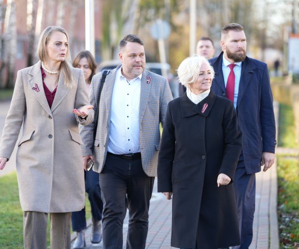 Saeimas priekšsēdētāja Daiga Mieriņa vizītē Bauskas slimnīcā 15.11.2024.