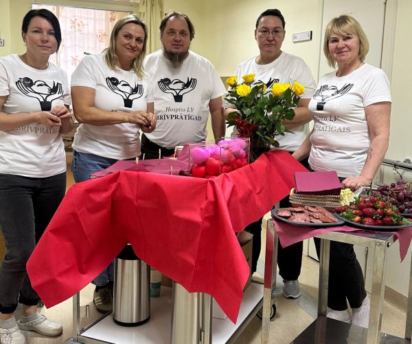 Hospiss LV brīvprātīgie apmeklē Bauskas slimnīcas stacionāru 12.02.2025.