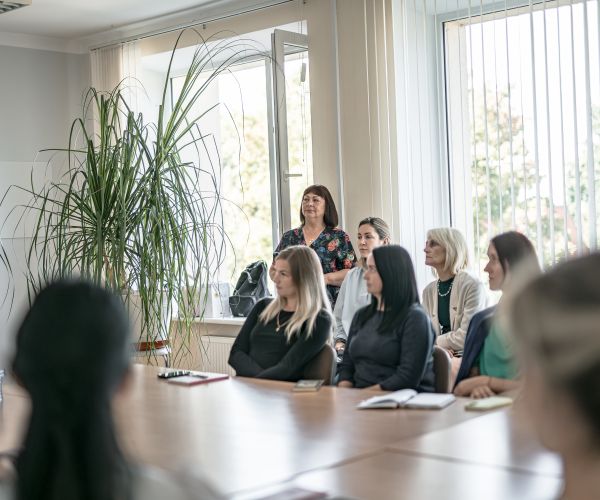 Studijas uzsāk topošie ārstu un māsu palīgi
