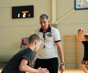 Treniņš Bauskas novada bērnu un jaunatnes sporta skolas basketbolistiem  ar Kristapu Valteru
