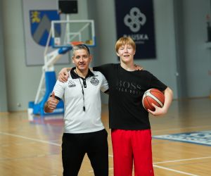 Treniņš Bauskas novada bērnu un jaunatnes sporta skolas basketbolistiem  ar Kristapu Valteru