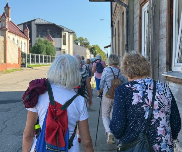 Fizioterapijas dienā seniori dodas veselības pastaigā 8.09.2025.