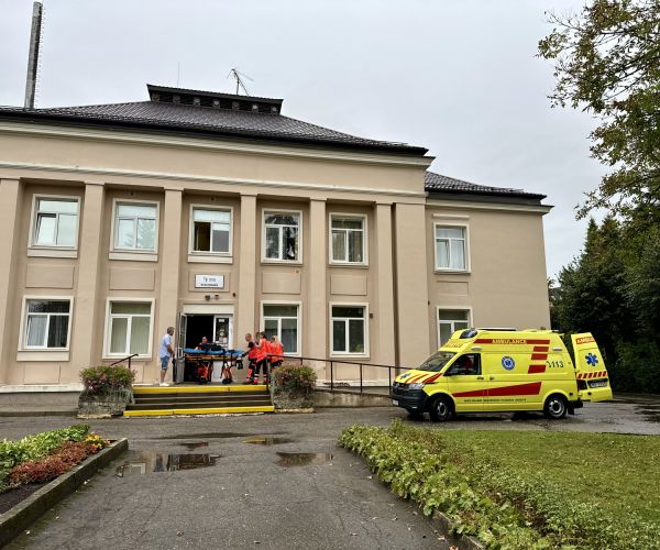 Bauskas slimnīcā aizvadītas mācības sadarbībā ar Zemessardzi un NMPD 31.08.2024.
