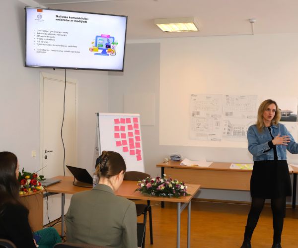 Bauskas slimnīcā tiekas veselības aprūpes jomas komunikācijas speciālisti 7.03.2025.