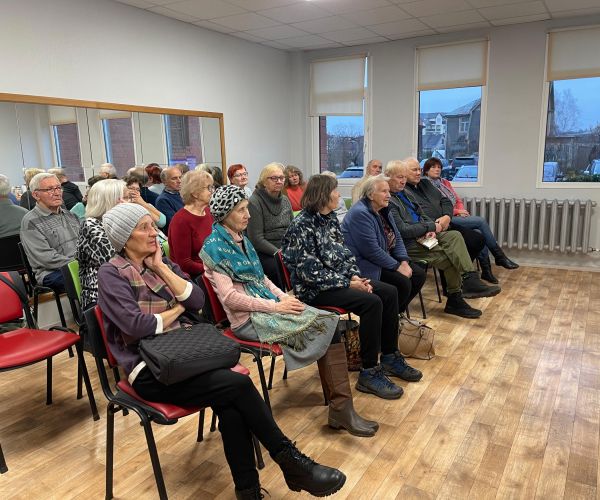 Aizvadīta pirmā Senioru diena Iecavas filiālē
