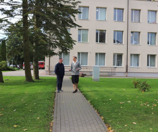 Bauskas slimnīcā viesojās Malinas (Ukraina) mērs Oleksandrs Sitailo