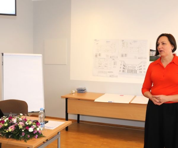 Bauskas slimnīcā tiekas veselības aprūpes jomas komunikācijas speciālisti 7.03.2025.