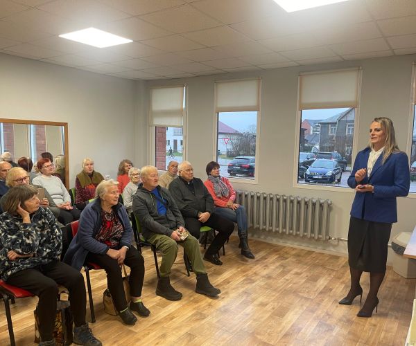 Aizvadīta pirmā Senioru diena Iecavas filiālē
