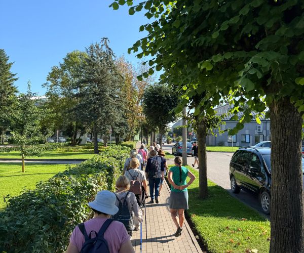 Fizioterapijas dienā seniori dodas veselības pastaigā 8.09.2025.