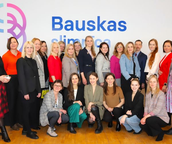 Bauskas slimnīcā tiekas veselības aprūpes jomas komunikācijas speciālisti 7.03.2025.