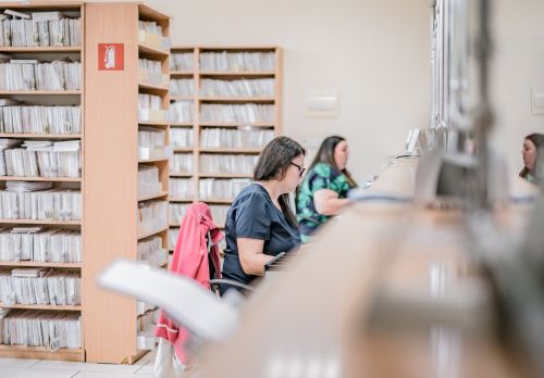 Kādi dokumenti jāņem līdzi uz poliklīniku? 