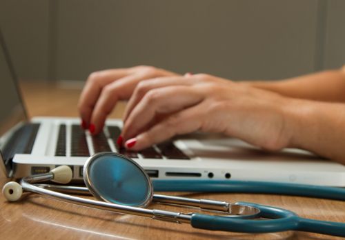 SIA „Bauskas slimnīca” darbinieki pilnveidojuši tehnoloģiju prasmes darbam ar pacientiem