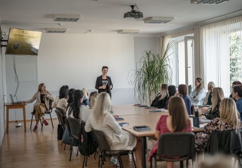 Bauskas slimnīcā mācības uzsākuši topošie ārstu un māsu palīgi