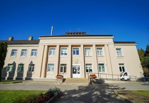 Iestājies reģistratūras rindā attālināti!